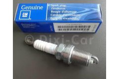 Свеча зажигания для RENAULT SCENIC I (JA0/1_) 2.0 16V RX4 2000-2003, код двигателя F4R744,F4R746, V см3 1998, КВт102, Л.с.139, бензин, OPEL 1214528